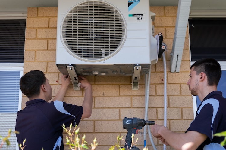 Air-Cond Installs WA installing correct size AC